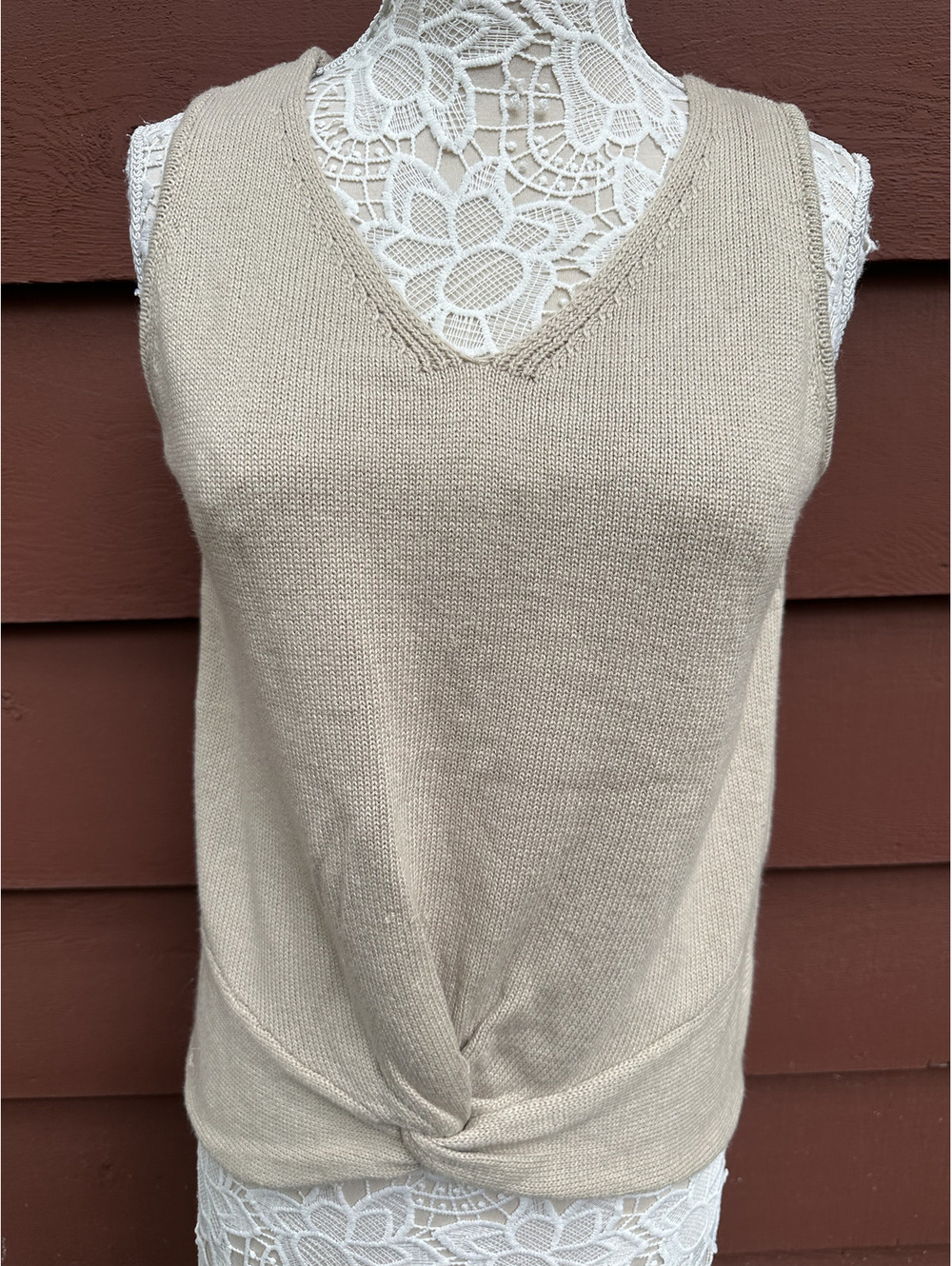 Apt. 9 Lightweight Knit Sweater Tank Top in Cream with Twist Knot Detail